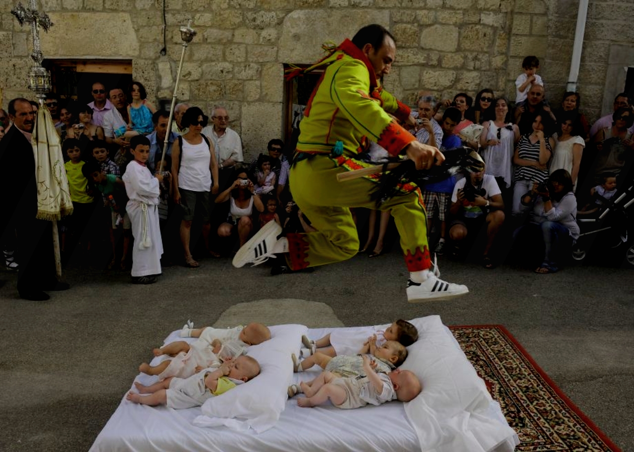 Baby Jumping Festival (Spain)